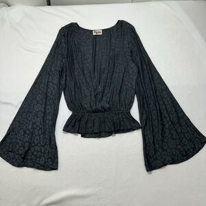 Show Me Your Mumu Women's XS Black Leopard Print Richie Flare Sleeve Top Blouse